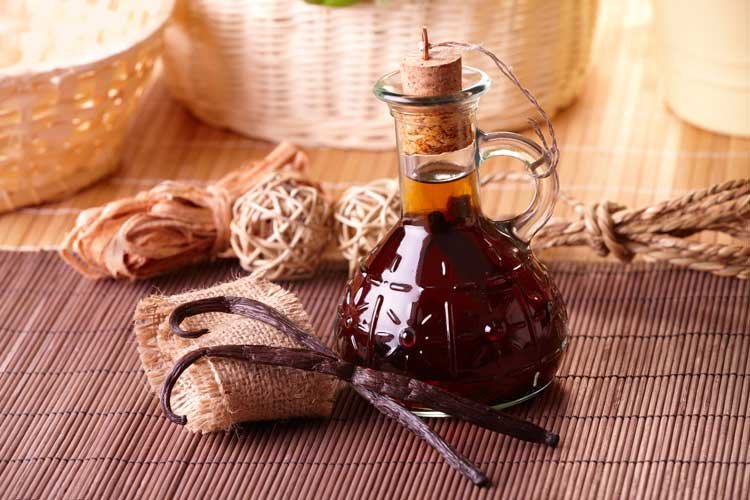 Wat is het verschil tussen echte vanille en vanille-extract als je vanillepudding maakt?